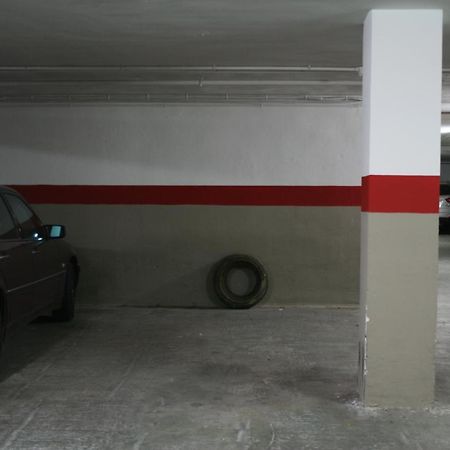 Mike'S Apartment. Parking Y Piscina Grenada Zewnętrze zdjęcie